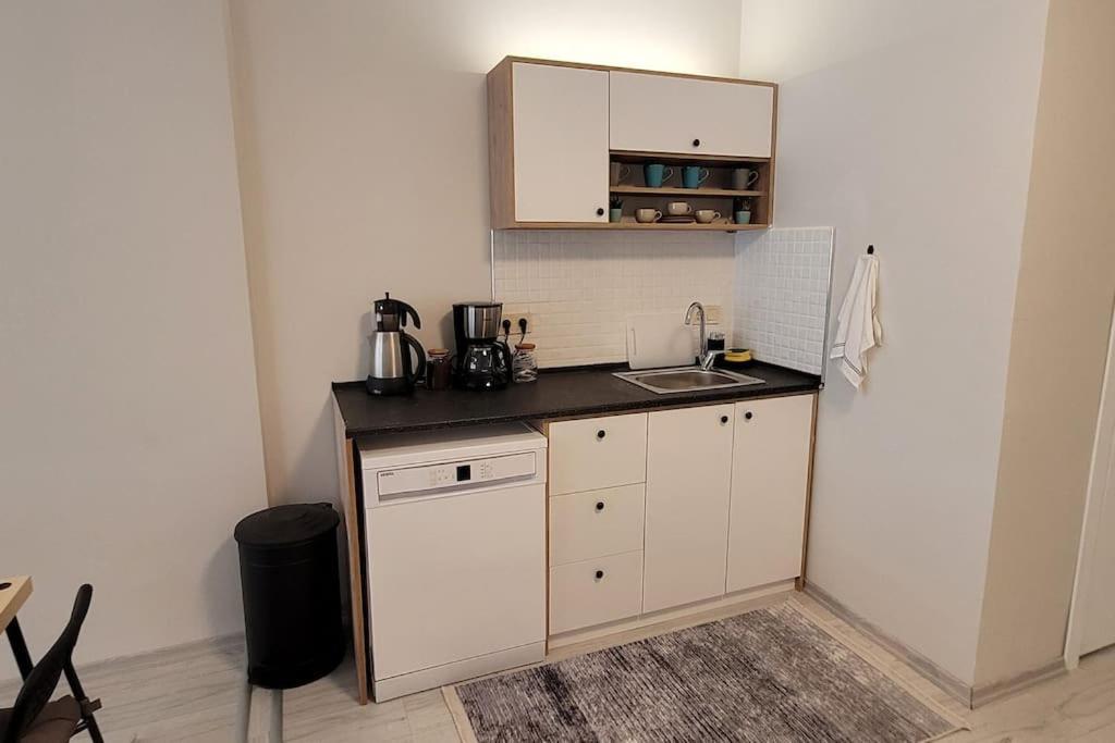 New Cosy Studio In The Heart Of Kadikoy Apartment Istanbul Bagian luar foto